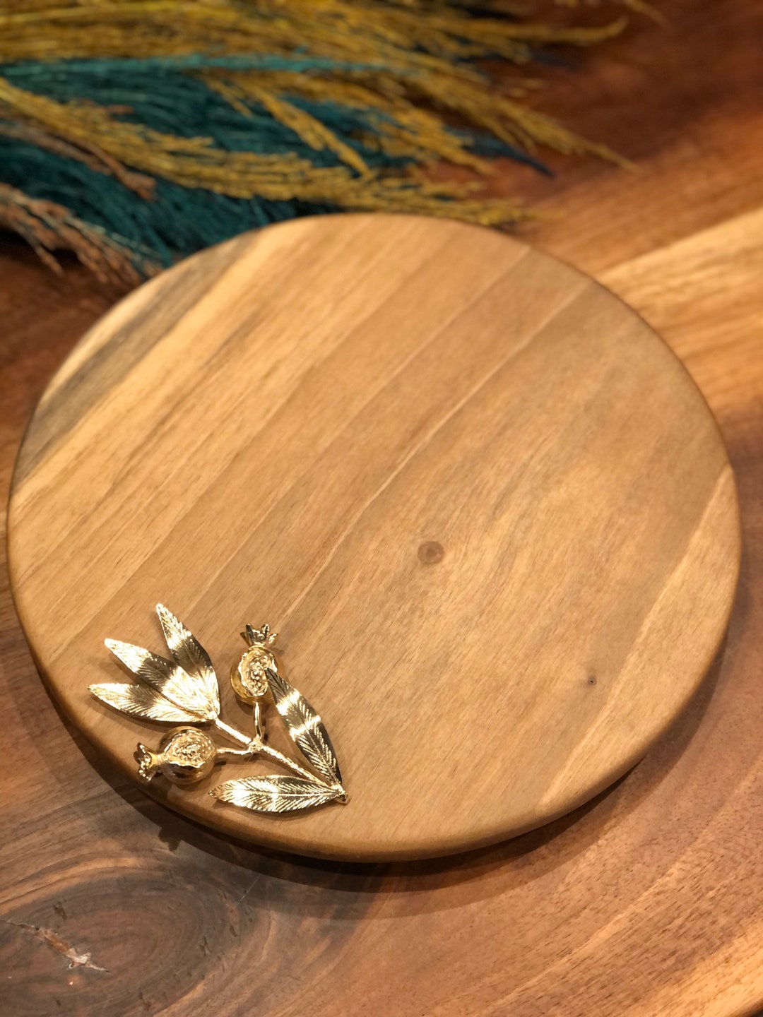 Round Wooden Cheese and Bread Board, Round Wooden Charcuterie Board