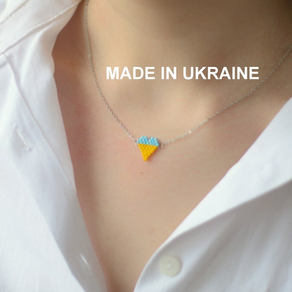 Ukraine heart-shaped pendant, Yellow and blue necklace, Ukraine flag jewelry, Blue yellow heart pendant necklace of beads, Support seller ua
