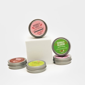 2 OZ Dosen. Natürliches Deodorant. Sensible Formel. Ganz natürliche Körperpflege. Creme-Deo. Umweltfreundlicher und wiederverwendbarer Behälter.