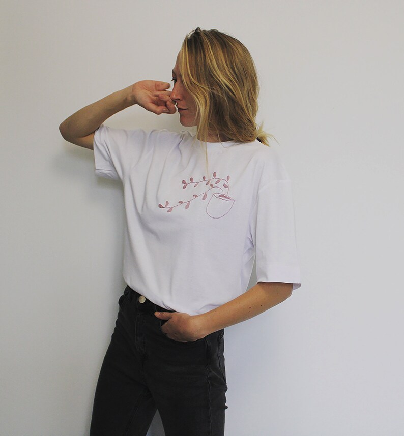 Hand embroidered T-shirt Small pot with lila plants