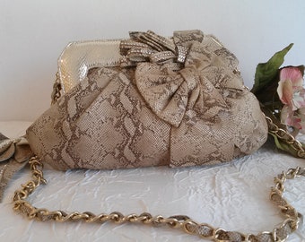 Sac à main de cérémonie, sac à main de cérémonie en cuir et cristaux d’ swarovski, sac à main de soirée, sac de mariage, sac de cocktail.