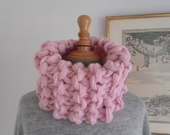 Christmas gift, neck warmer in pure virgin organic merino wool, tubular scarf, hand-knitted neck warmer in pure wool, neck warmer.