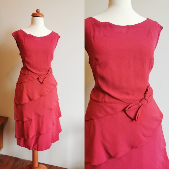 1950’s hot fuchsia pink rayon silk dress tiered s… - image 1
