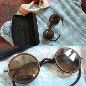 Rare 1930’s round tortoise children’s sunglasses