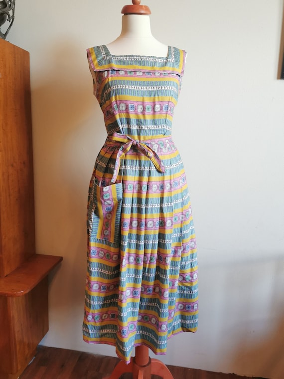 1940’s cotton pinafore house dress pastel print s… - image 2