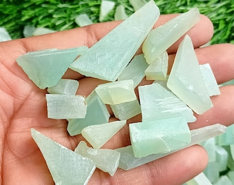 Raw Aqua Green Chalcedony Crystal, Aqua Chalcedony  Rough, Chalcedony Raw Cabochon, Rough Shards, Chalcedony Points for Pendants Jewelry