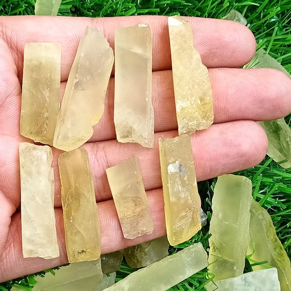 Lemon Quartz Crystal Shards, Lemon Quartz Crystal Point, Natural Lemon Quartz Raw Slice, Lemon Quartz Stone, Raw Quartz for Crafting Jewelry