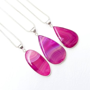 Agathängehalsband, rosa agathängen, 925 sterlingsilverhänge, bohemiska berlocker, kristallhalsband handgjorda presenter till henne, mamma