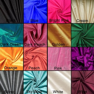 Op de afbeelding: Een kaart met 18 verschillende stofstalen in verschillende kleuren, waaronder babyroze, zwart, blauw, felroze, crème, donkerblauw, donkercrème, donkergroen, perzik, goud, groen, mosterd, wit, oranje, perzik, roze, paars, koninklijkblauw, roest, zilver, lichtblauw, wit, wijn en geel.