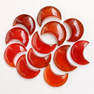 Red Carnelian Onyx Moon, Red Onyx Crescent Moon, Onyx Moons, Onyx Moon beads for DIY Earrings, Rings Jewelry