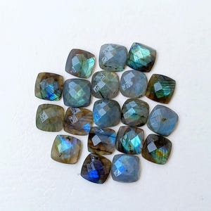 LABRADORITE CABOCHON Multifire gros lot de pierres précieuses de labradorite 500 carats qualité Mix Taille Pierre de labradorite naturelle