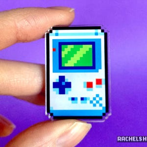 ゲームボーイ アクリルピン レトロ 8ビット ピクセルアート ビデオゲーム ピクセルアート バッジ ラペルピン ゲームアパレルアクセサリー
