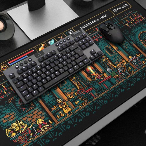 Roundtable Hold Gaming Desk Mat: 8bit Elden Ring Pixel Art XL Mouse Pad