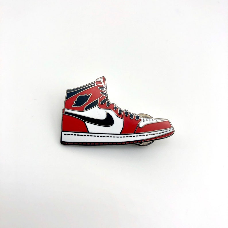 Air Jordan 1 x Chicago Hard Enamel Pin | Etsy