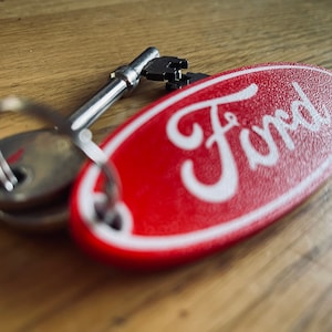Ford Emblem key ring - Many colours available car drivers fob multicolour logo keyring key chain key safe