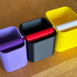 3D printed coffee knock box in many colours Barista knock box grinds capture customisable in many ways grinds storage knock box