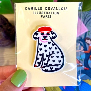 Heart beret dog brooch