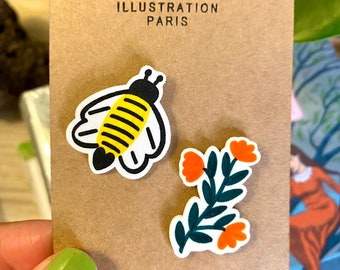 Pin duo bee and orange flower