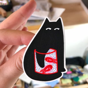 Naughty cat & goldfish brooch