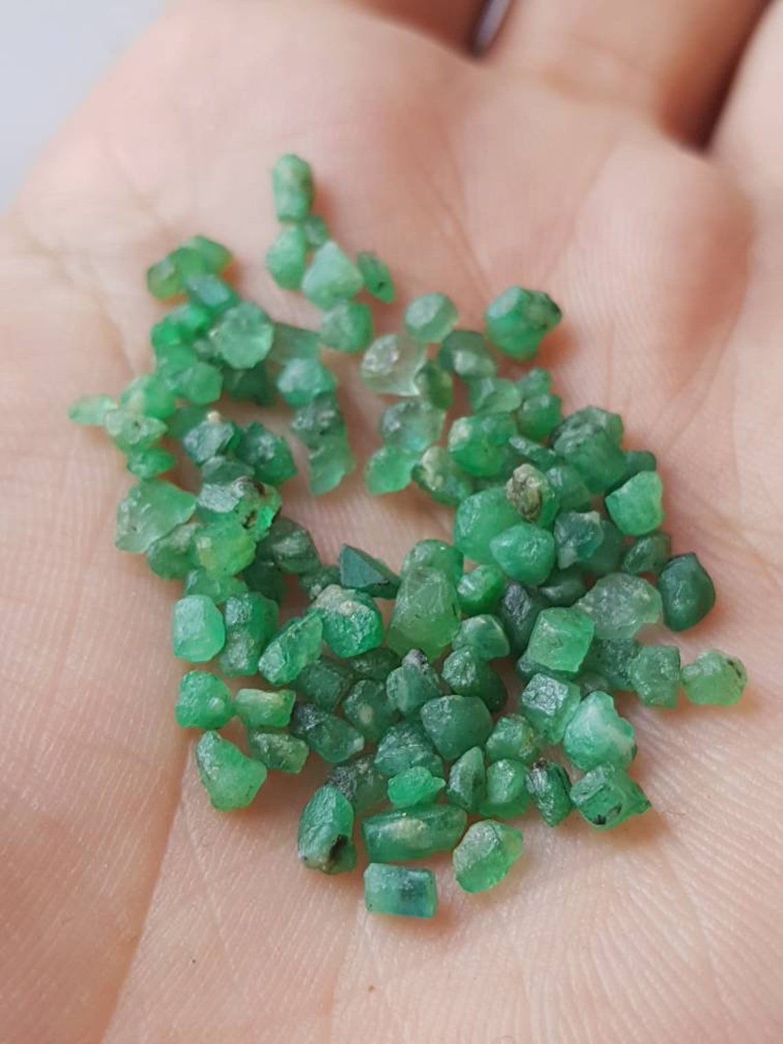 Natural Emerald Raw Stone 100Pcs 2 to 5MM Amaizing Brazilian | Etsy