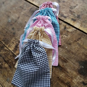 Gingham cotton fabric pouch bag, gift packaging, bulk bag, birth pouch, laundry bag