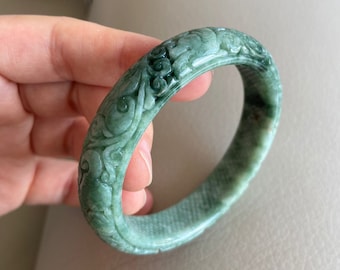 翡翠バングル 57.2 mm (2.25