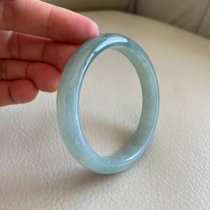 翡翠バングル 60.2 mm (2.37