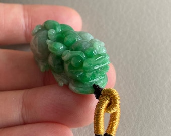 Chinese Pixiu (貔貅) Jadeite Jade Pendant, Green, Natural Grade A Jade Certified, Burmese Myanmar Gemstones Jewelry, Necklace