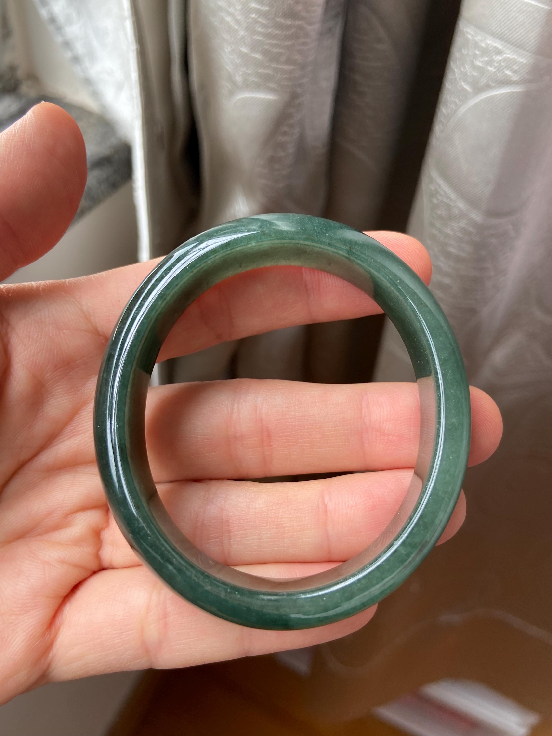 翡翠バングル 51.5 mm (2.03