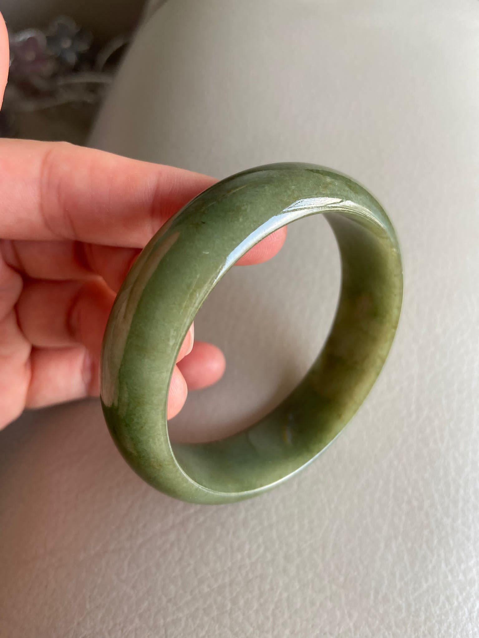 翡翠バングル 57.6 mm (2.27