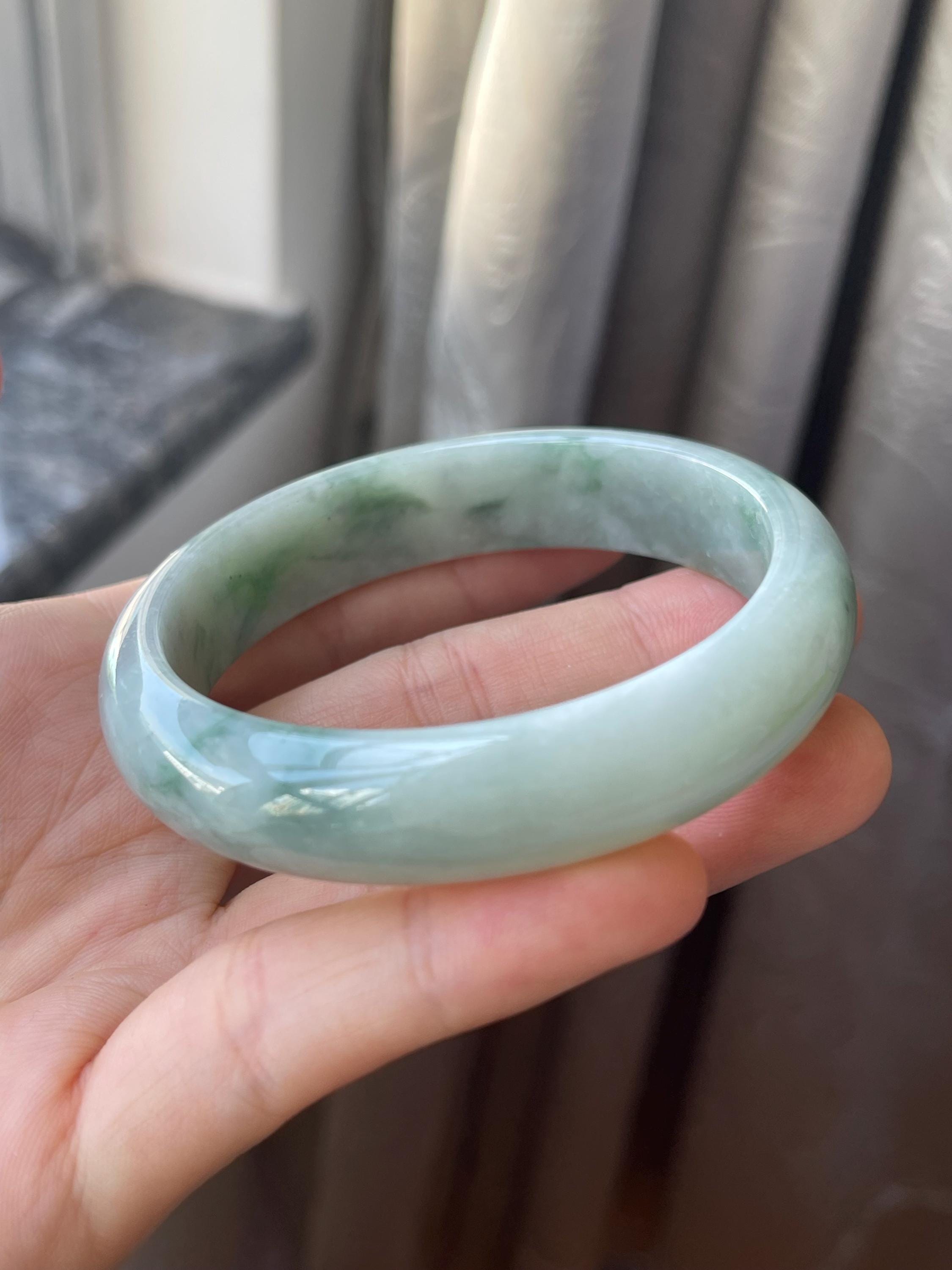 翡翠バングル 57.3 mm (2.26