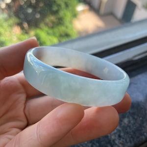 Jade armband 54,0 mm (2,13"), ronde vorm, lichtgroen, natuurlijke jadeietarmband, gecertificeerde klasse A jade, sieraden
