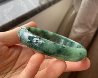 翡翠バングル 62.7 mm (2.47