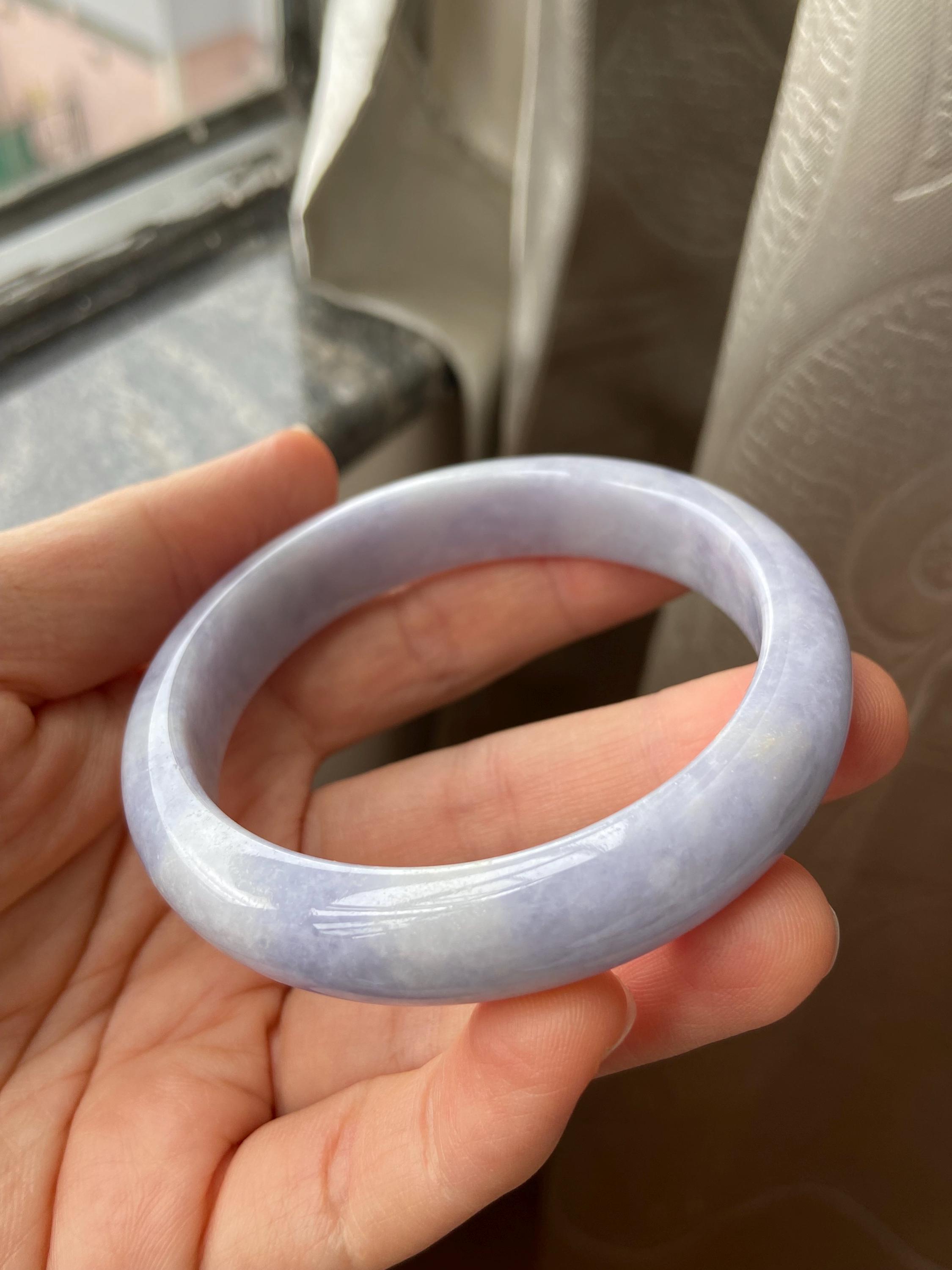 翡翠バングル 57.8 mm (2.28