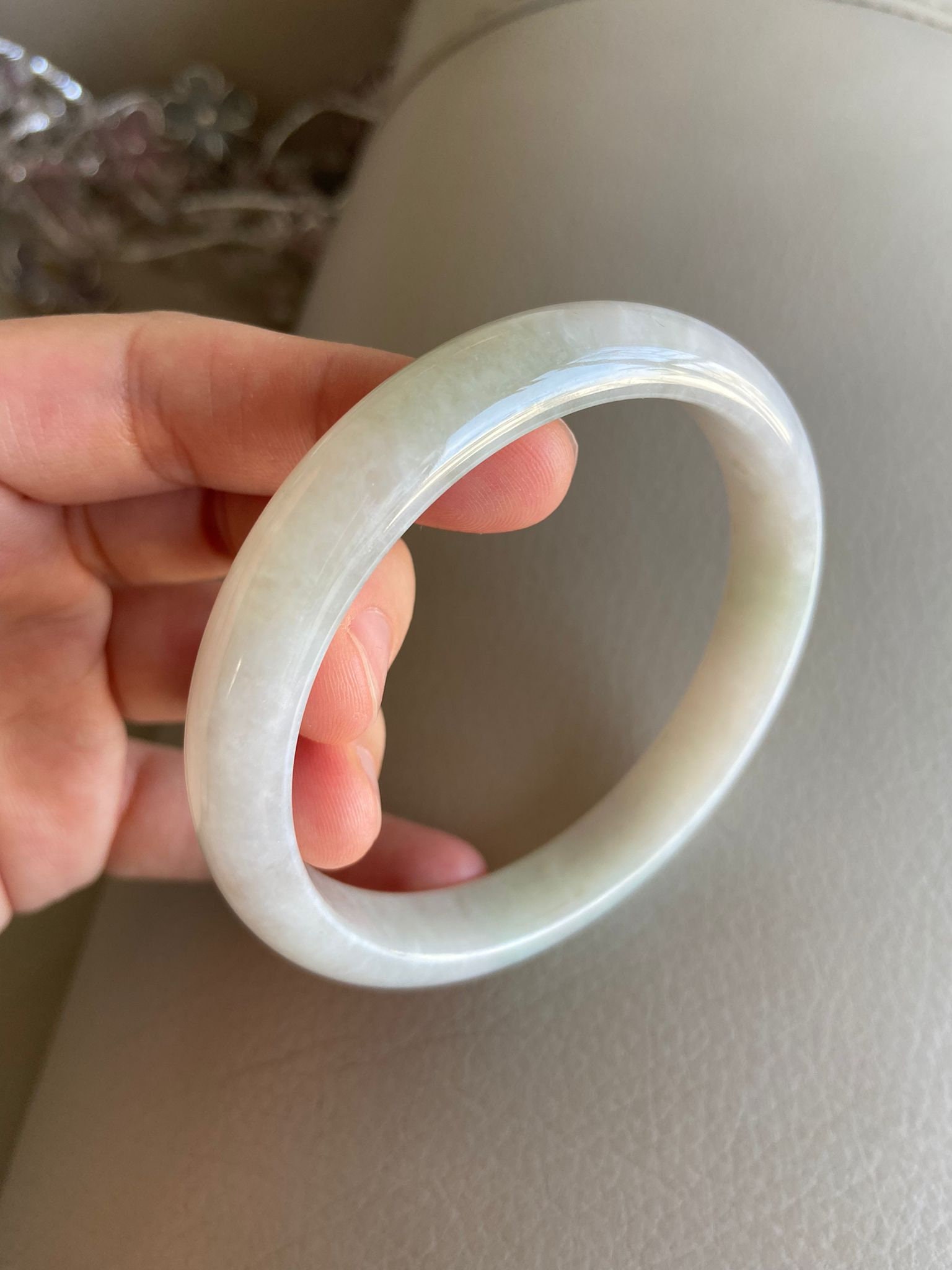 翡翠バングル 翡翠バングル 67.6 mm (2.66