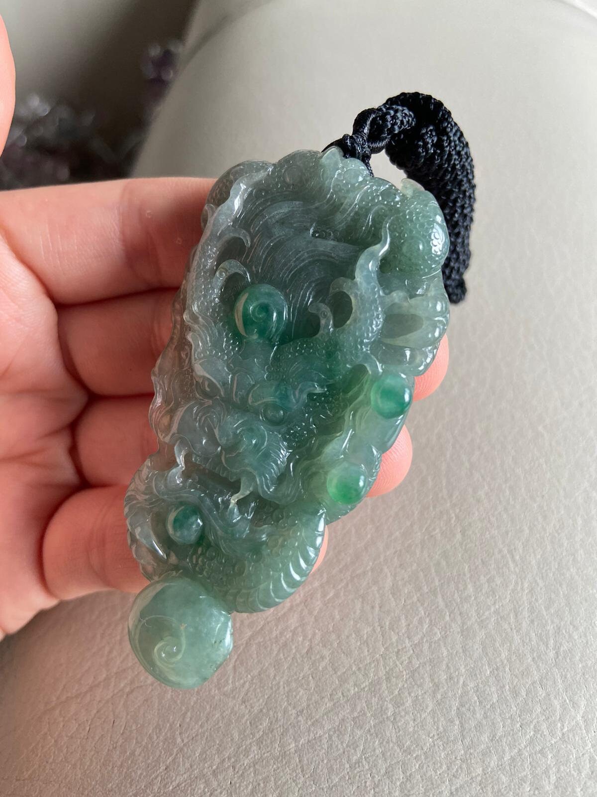 ビルマ　翡翠　ペンダント？　骨董 中国龍翡翠ペンダント、ライトグリーン、天然グレードA翡翠、ビルマ