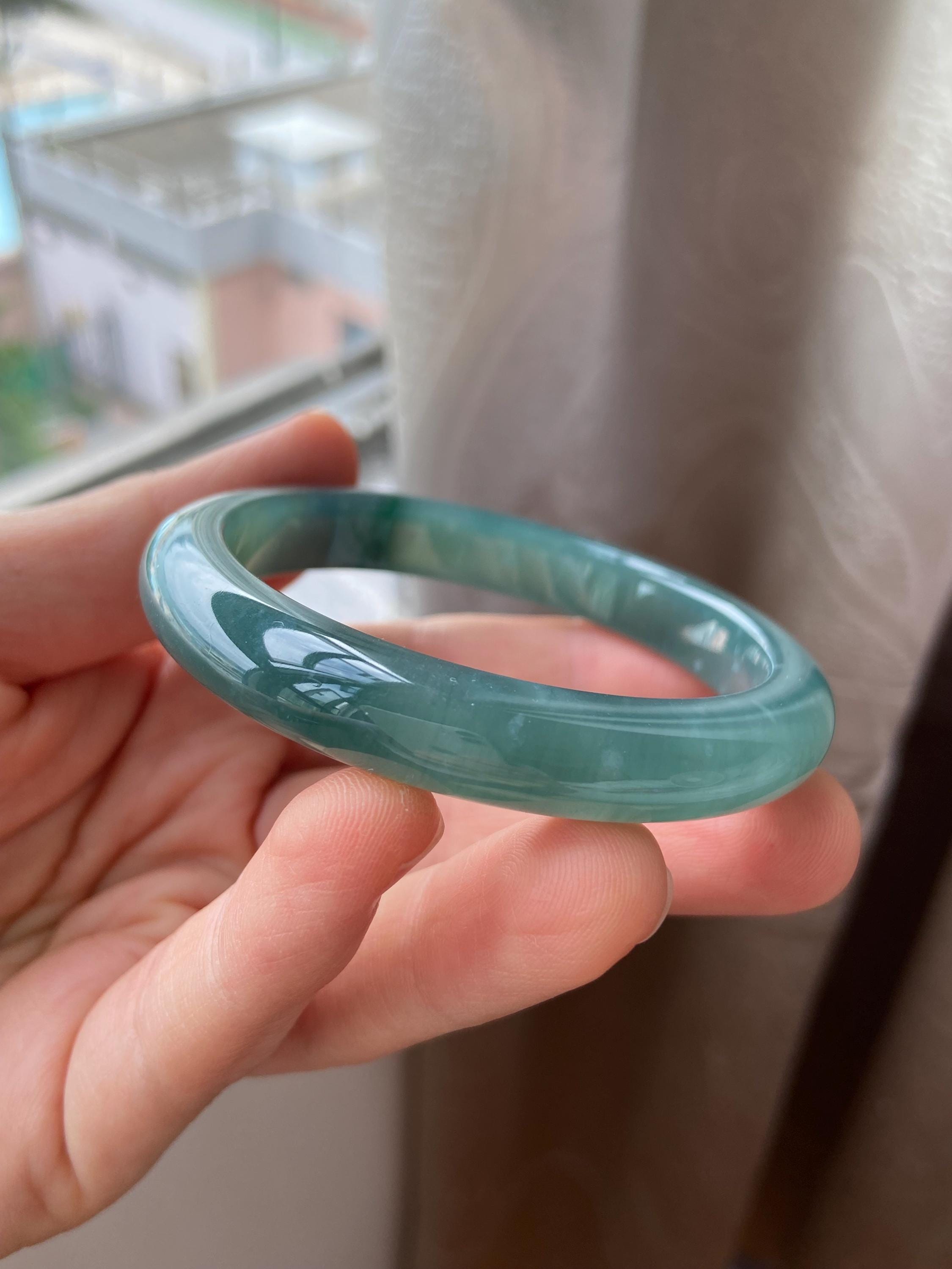 翡翠バングル 54.5 mm (2.15