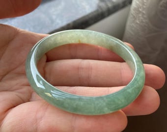 翡翠バングル 54.0 mm (2.12
