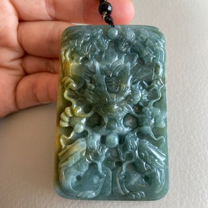 中国龍翡翠ペンダント、ライトグリーン、天然グレードA翡翠、ビルマ