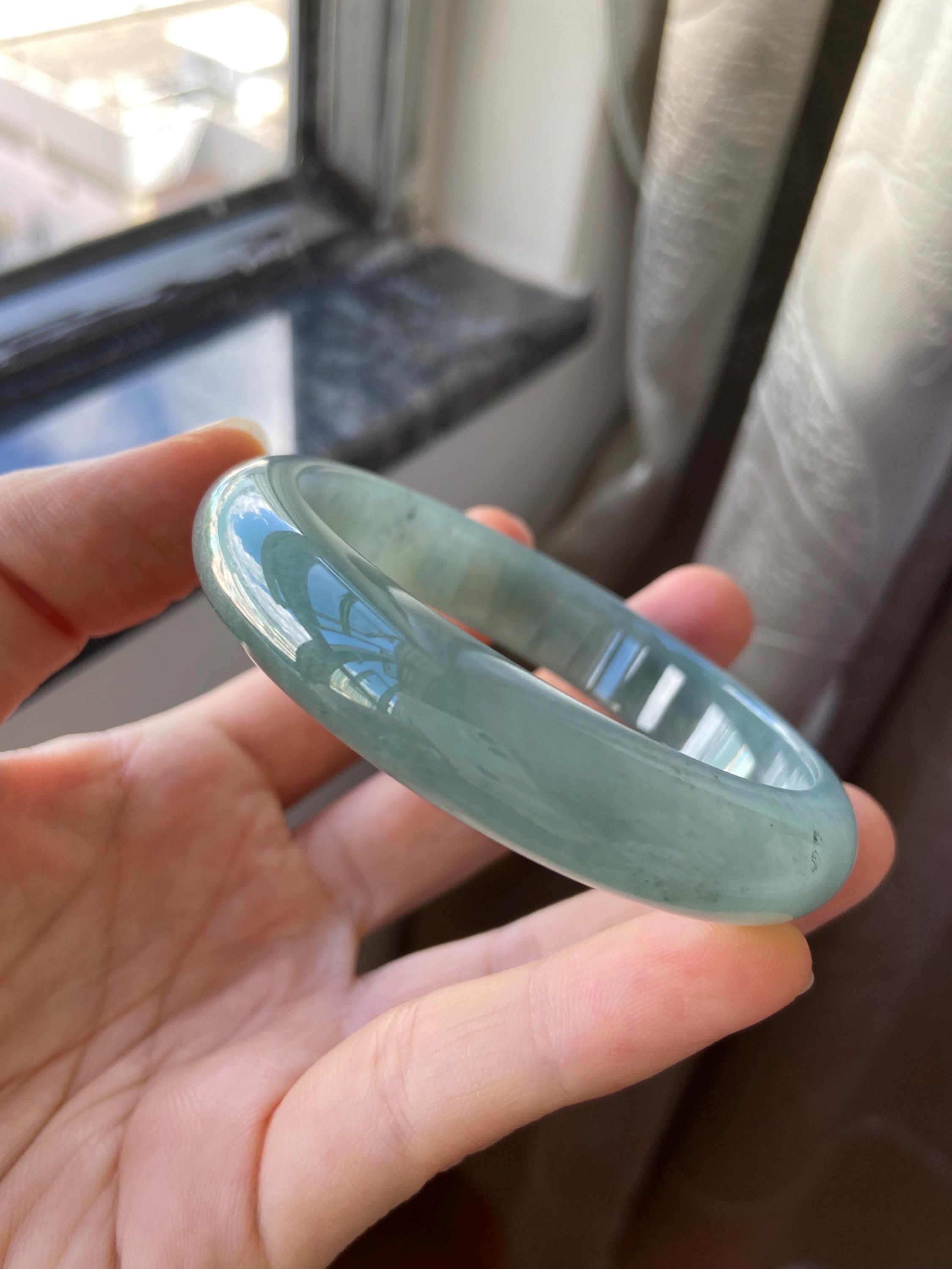 翡翠バングル 58.4 mm (2.30