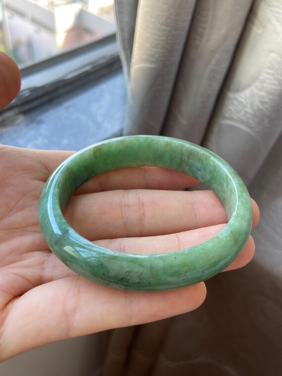 翡翠バングル 51.2 mm (2.0