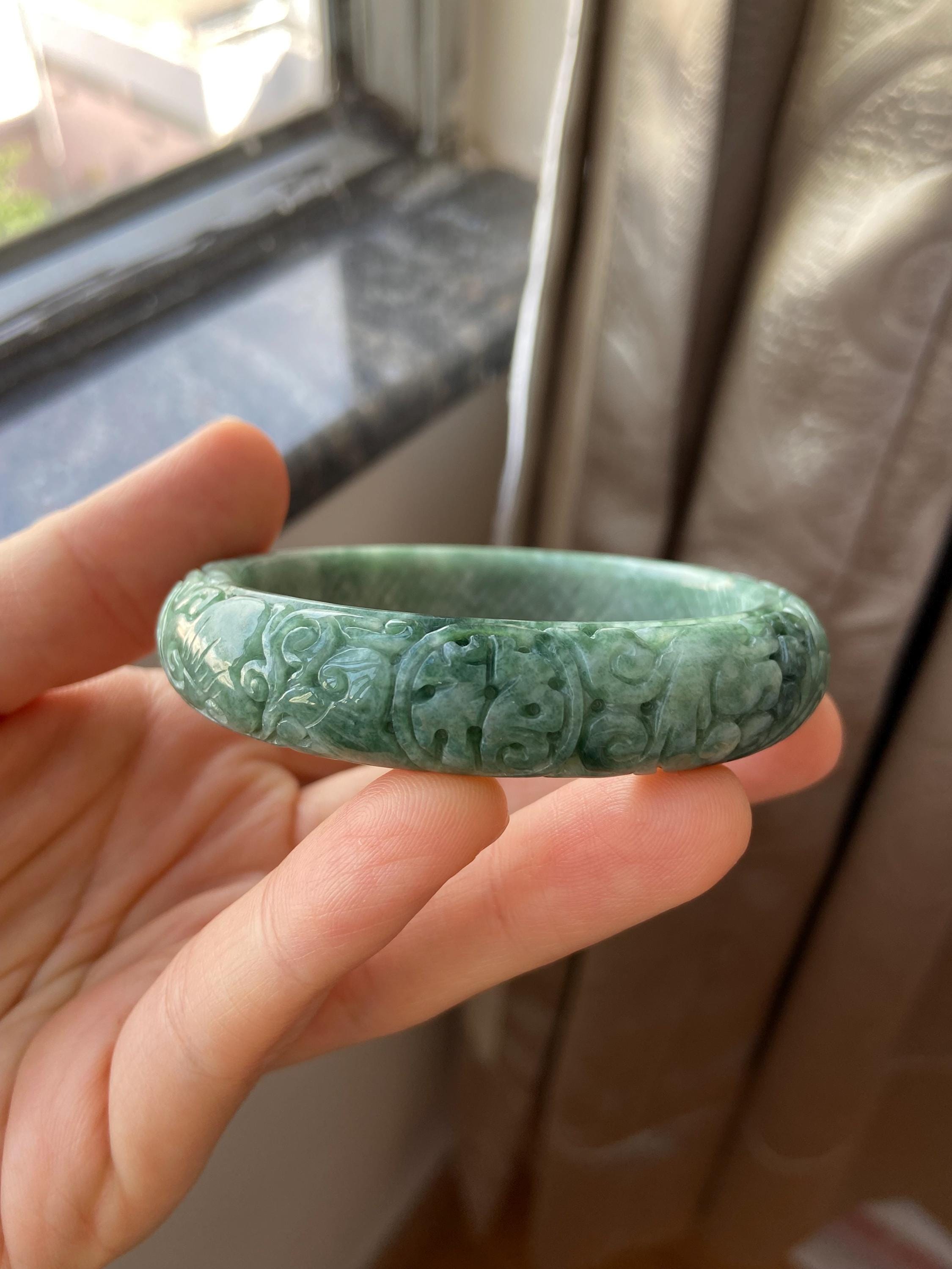 翡翠バングル 57.0 mm (2.24