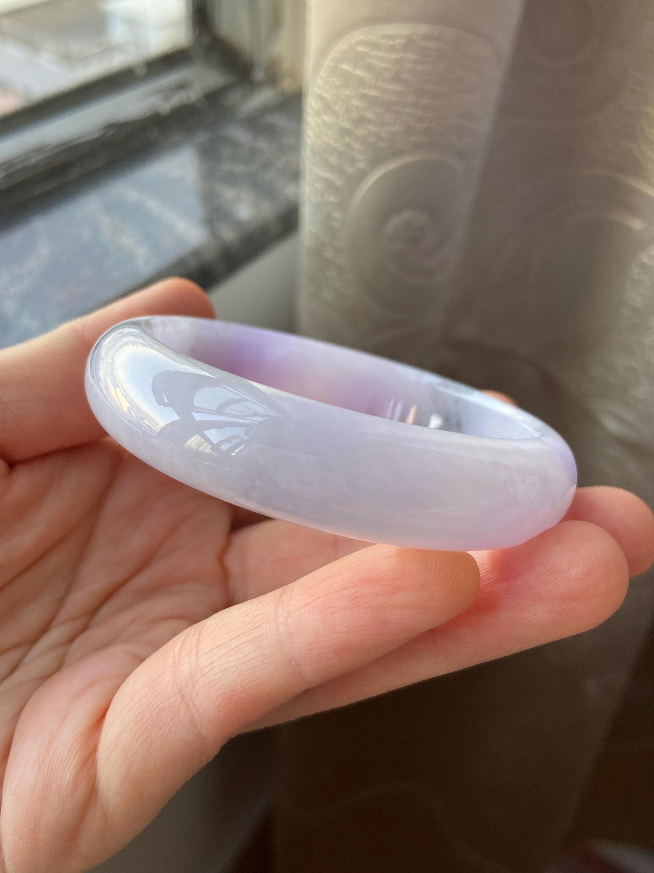 天然翡翠バングル（淡紫灰色・内径58.0mm） 翡翠バングル 58.0 mm (2.28