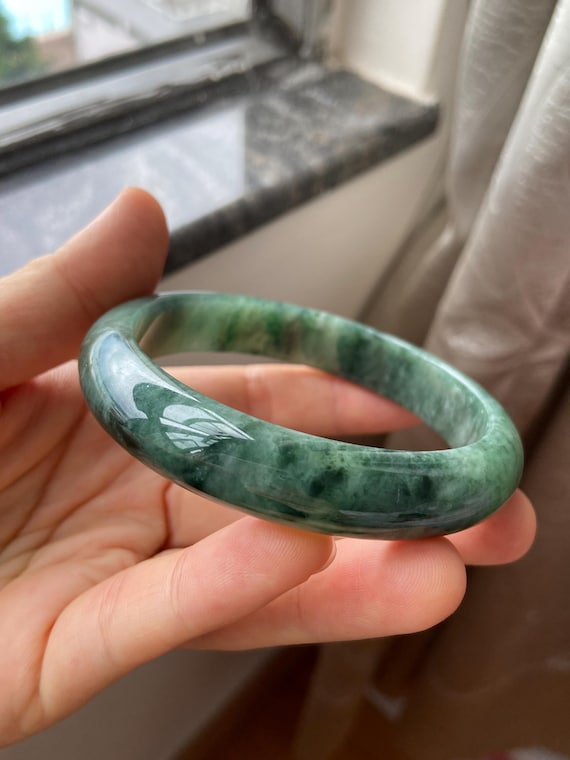 翡翠バングル 62.7 mm (2.47