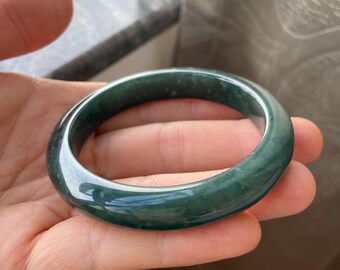 翡翠バングル 52.4 mm (2.06