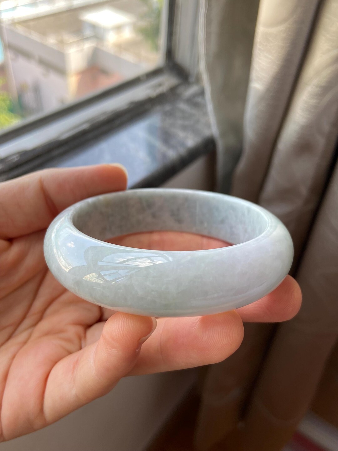 翡翠バングル 57.8 mm (2.28