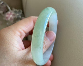 翡翠バングル 54.0 mm (2.13