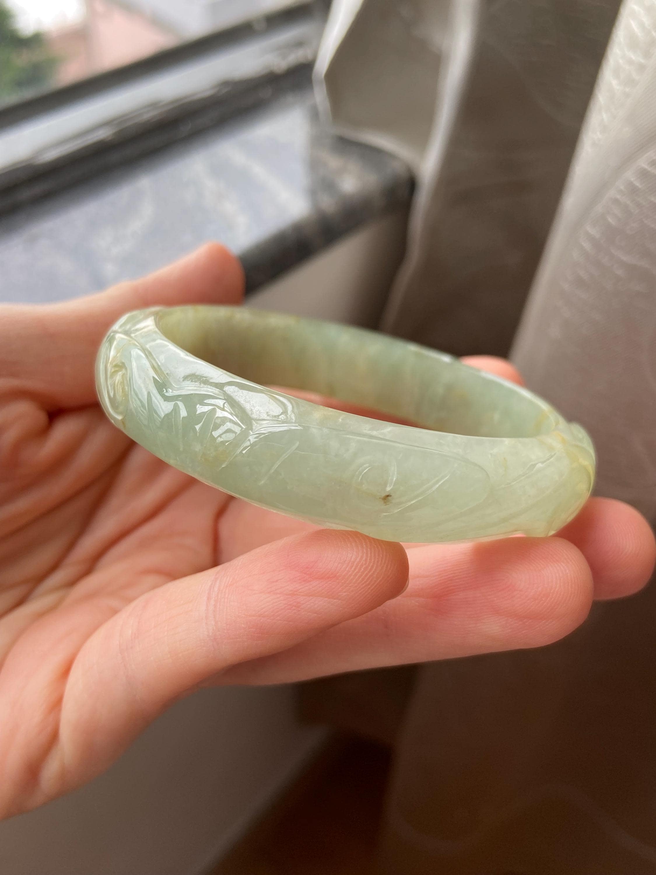 翡翠バングル 58.6 mm (2.31