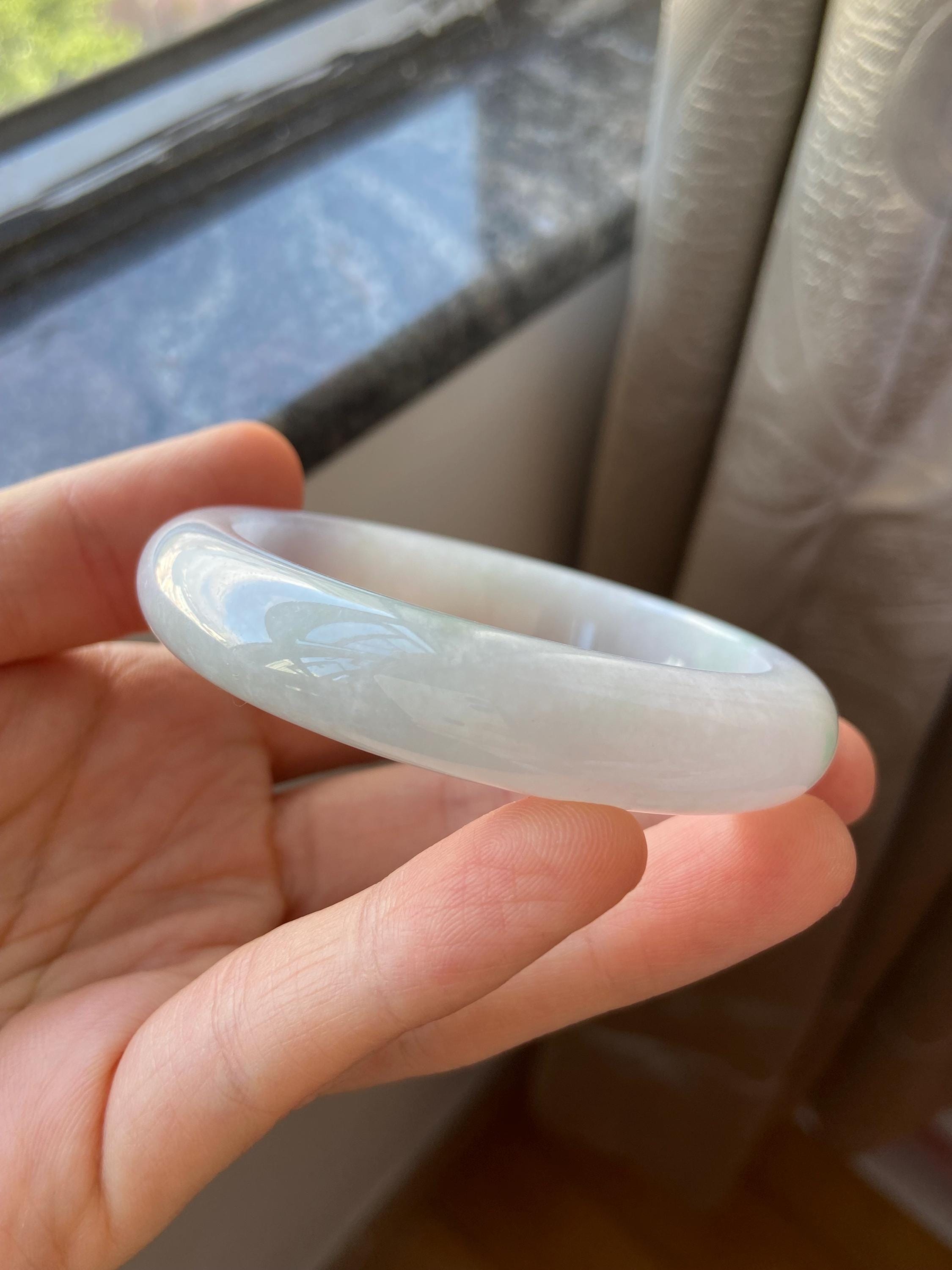 翡翠バングル 55.8 mm (2.20インチ)、ラウンドシェイプ、アイシー