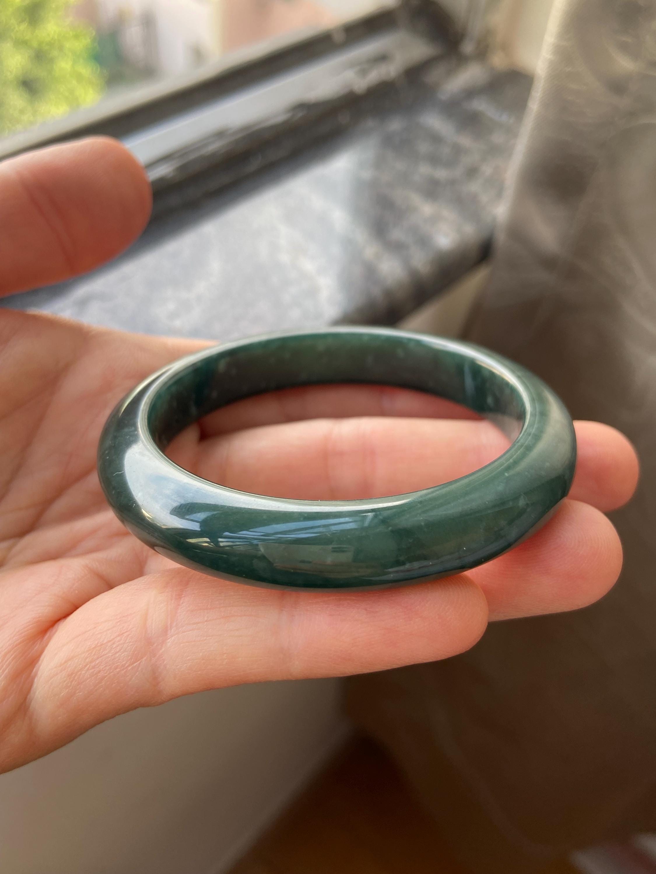 翡翠バングル 52.4 mm (2.06